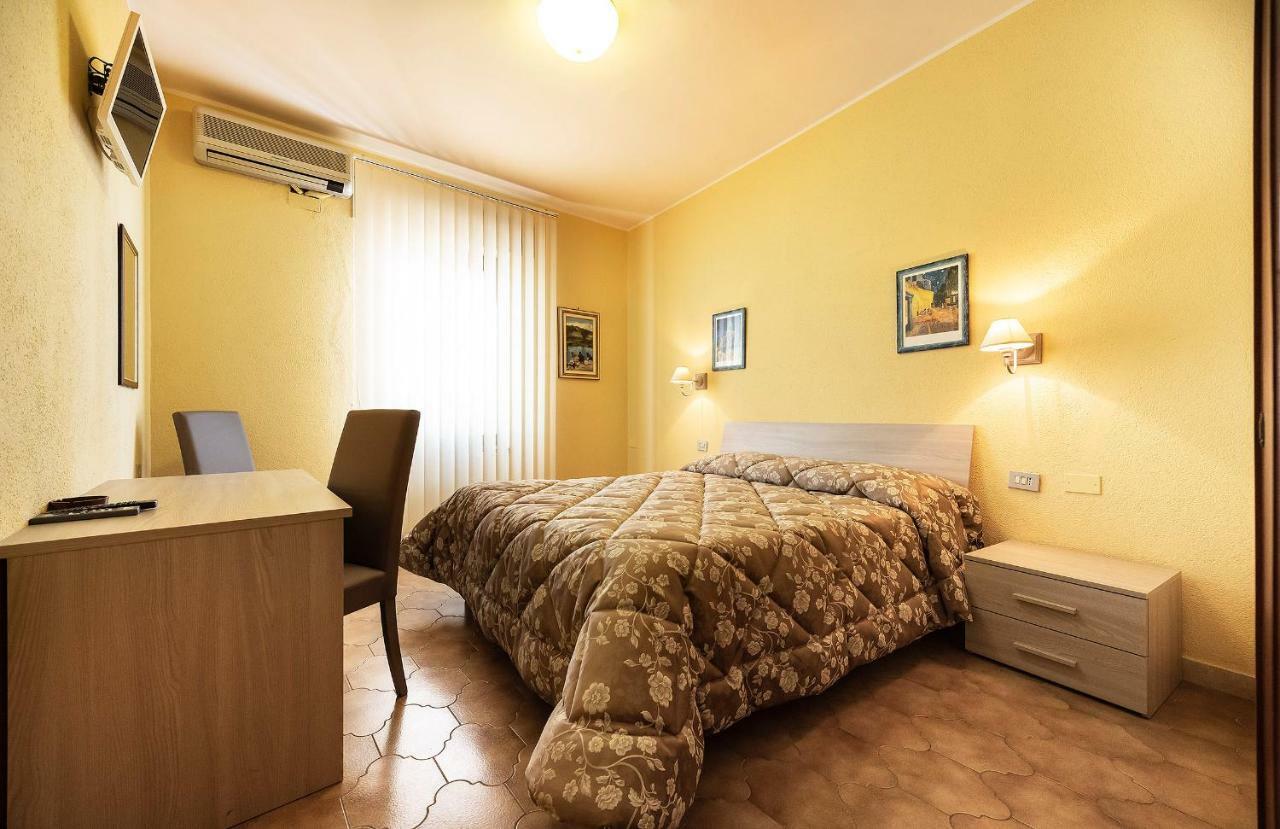 Hotel Aurelia Tarquinia Exterior foto